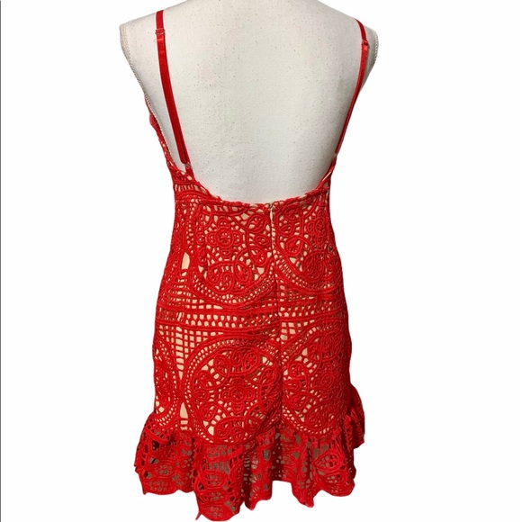 Pretty Little Thing lace dress NWT - Picture 3 of 9